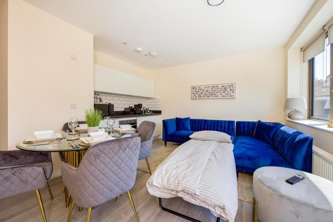 Prime Luxury, Heathrow, Freeparking, Wifi, Netflix * Yiewsley