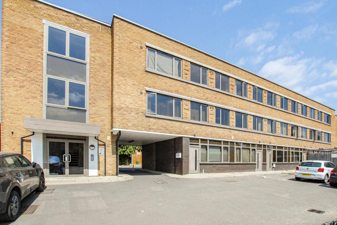 Apartment Prime Luxury, Heathrow, Freeparking, Wifi, Netflix *